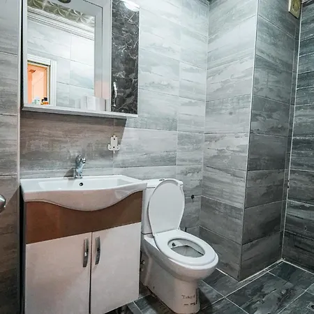 Sahra Hotel 2*
